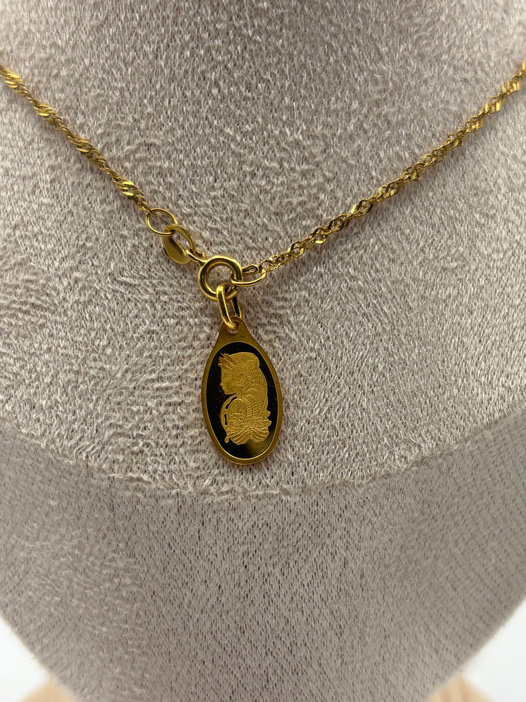 PAMP 1g Lady Fortuna Gold Minted Pendant In Assay