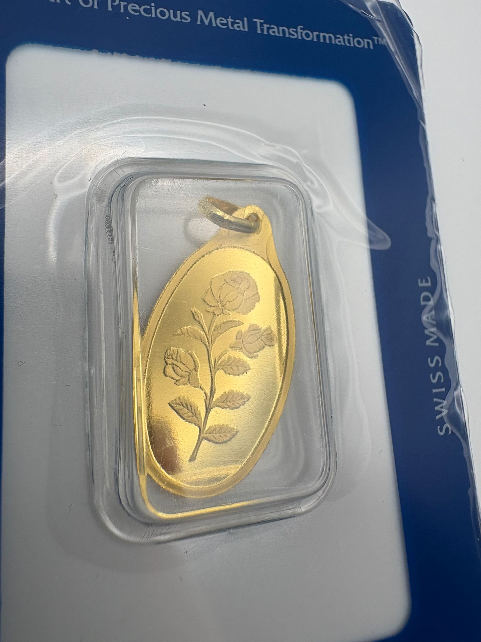 PAMP 2.5g Rosa Gold Minted Pendant In Assay